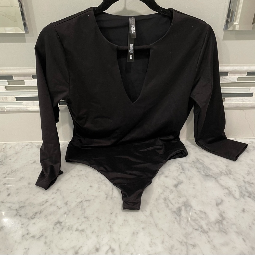 victoria’s secret sport black long sleeve bodysuit